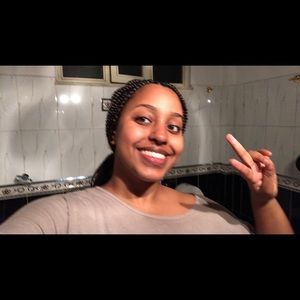 Meet your Posher, Miriam